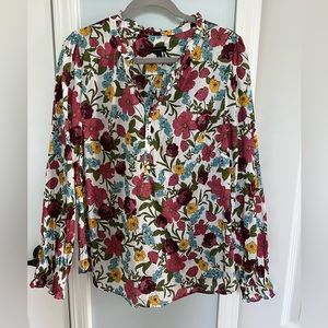 Talbots floral long sleeve, ruffle pop over, size large